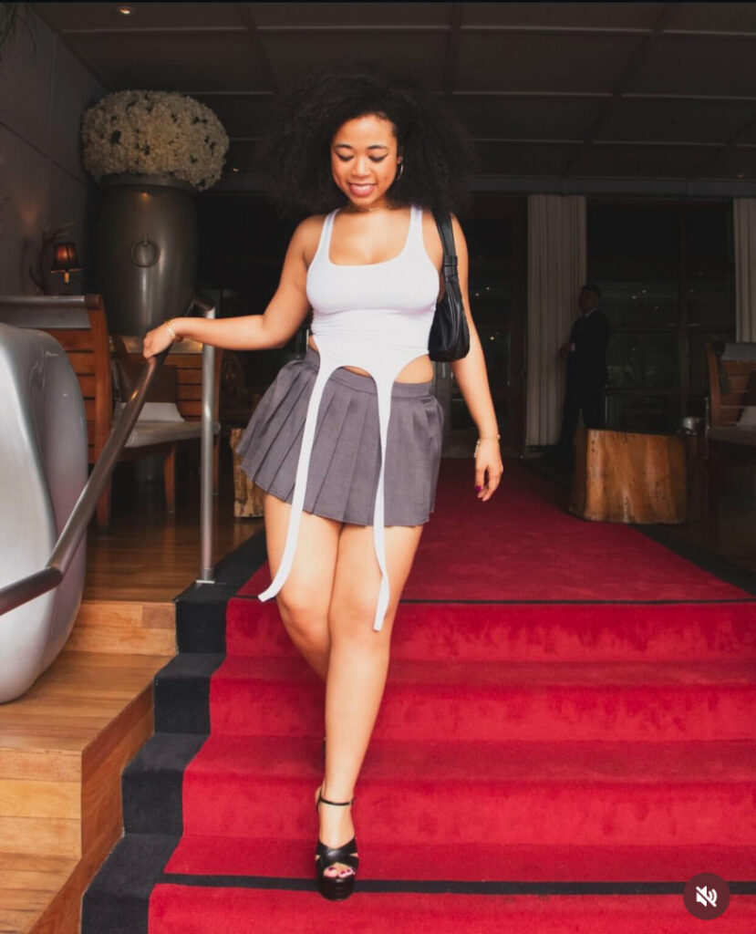 Instagram – Tj4de – Nude