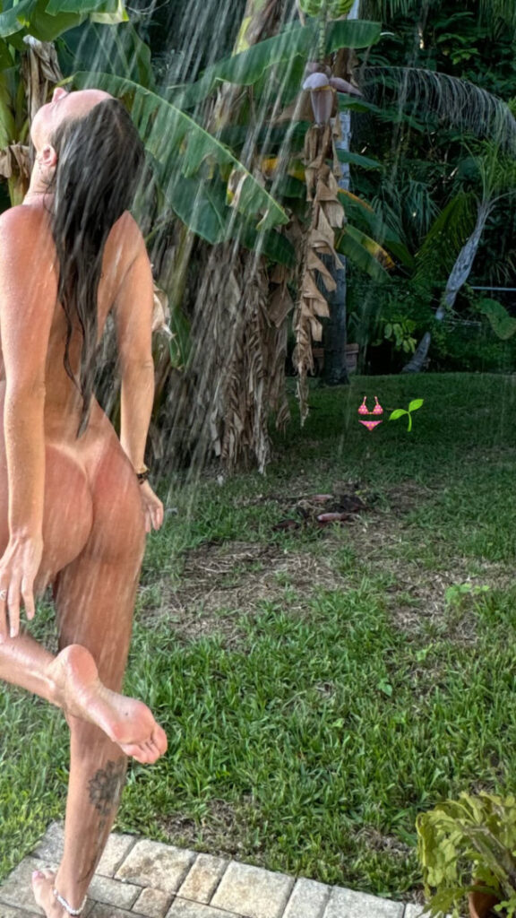 OnlyFans – Tyybabyy – Nude