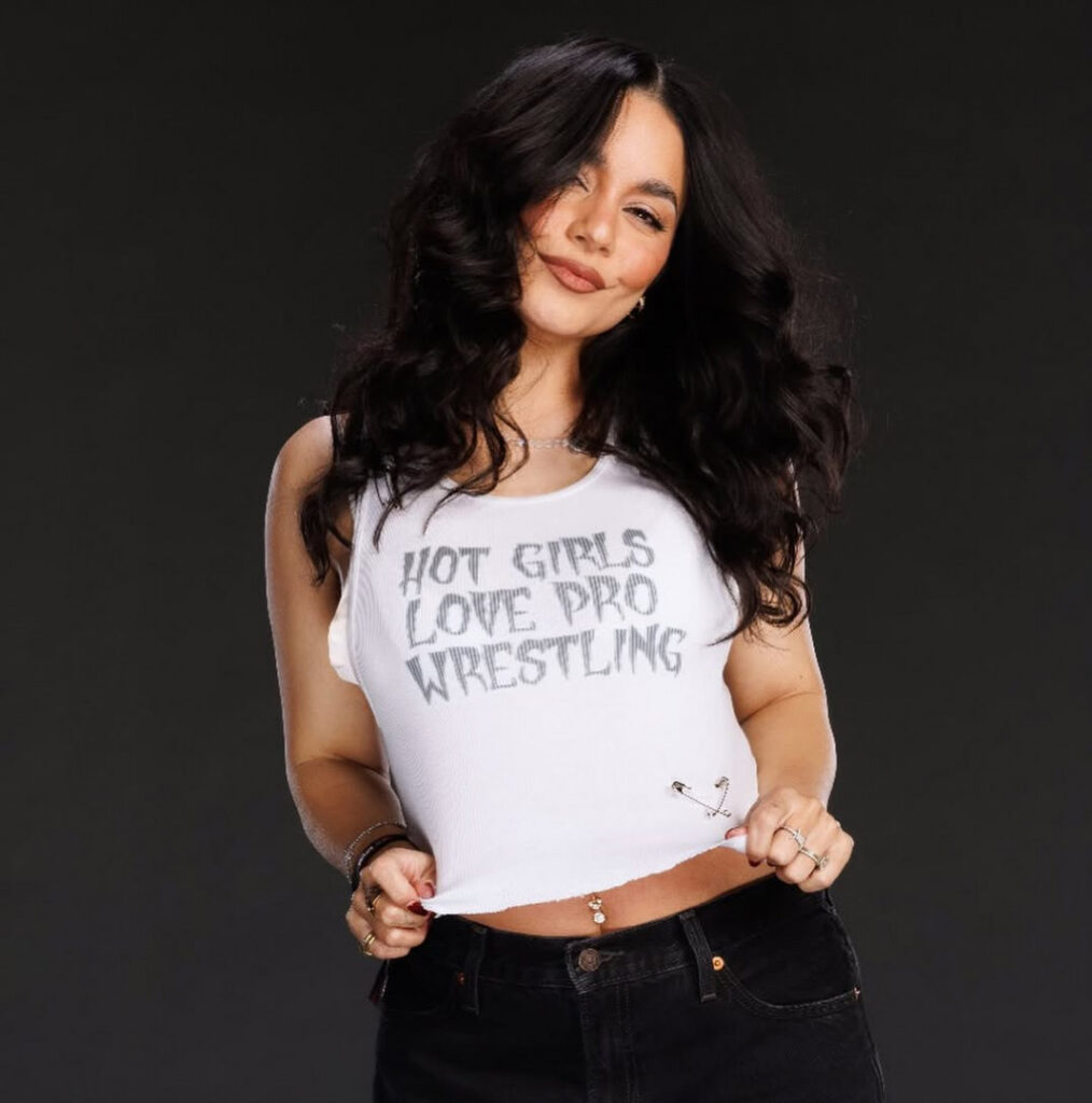 Celeb – Vanessa Hudgens – Nude