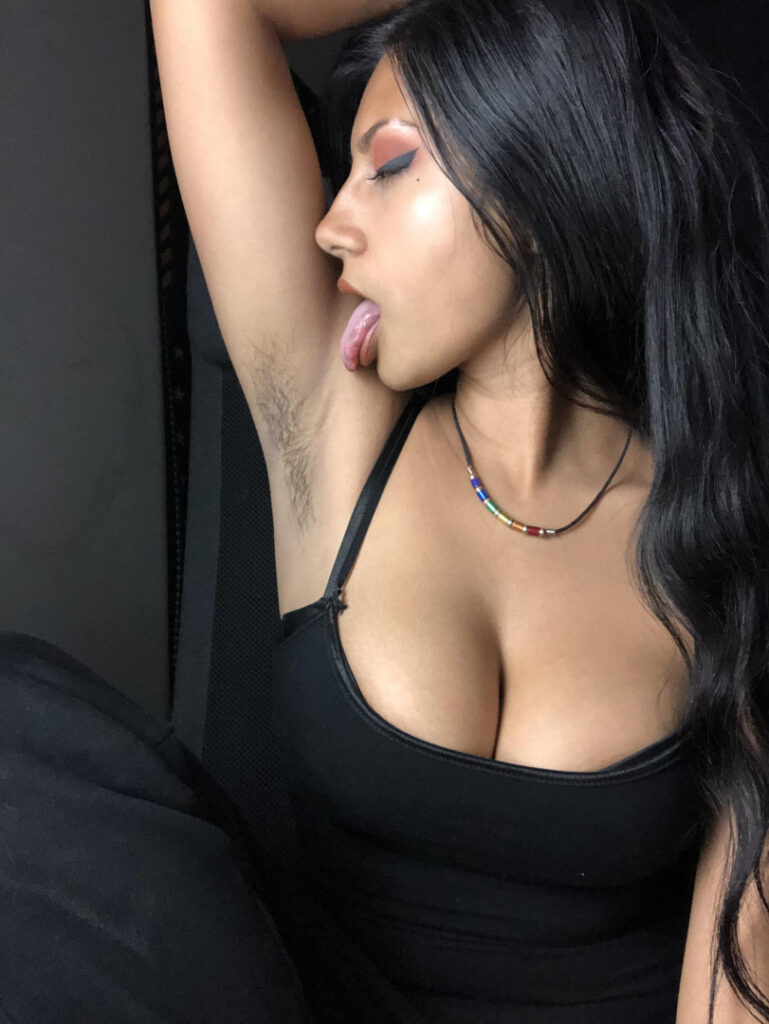 OnlyFans – Vanessa Vain (thevixenfiles/bengalivixen) – Nude