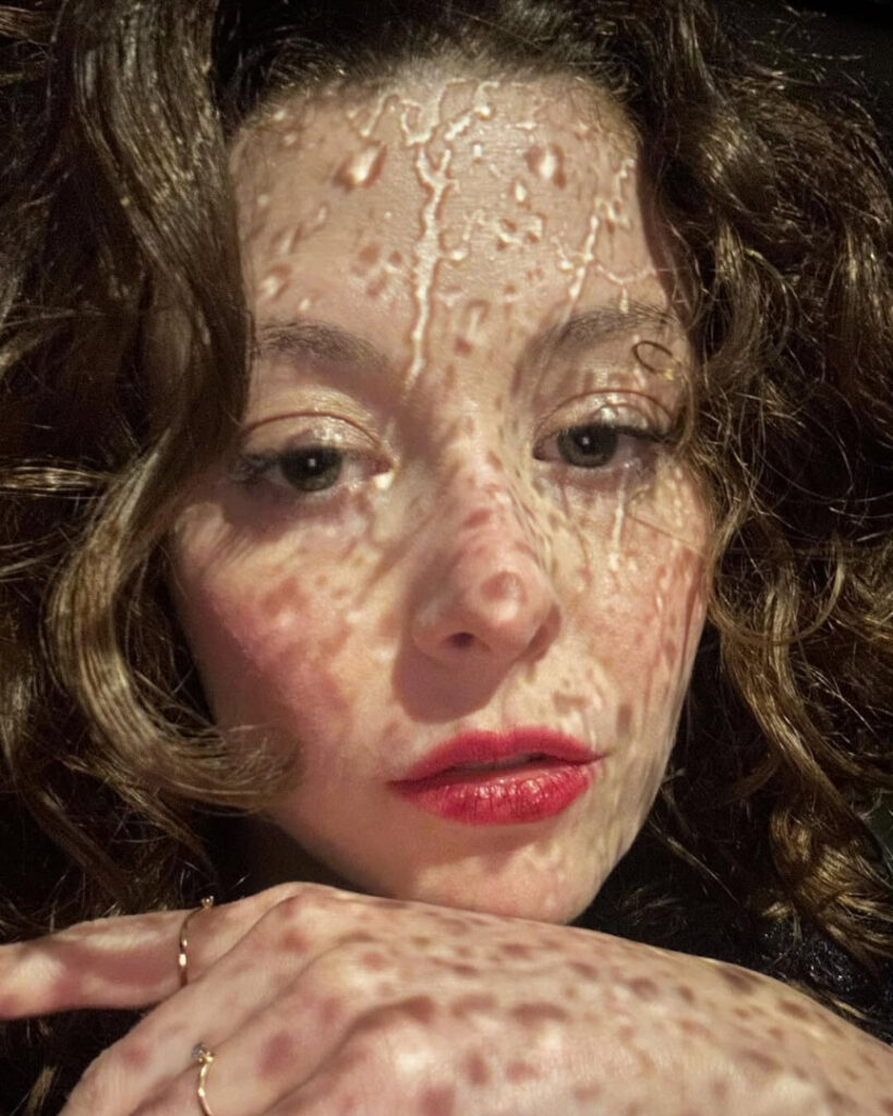 Instagram – Vanille Barres – Nude