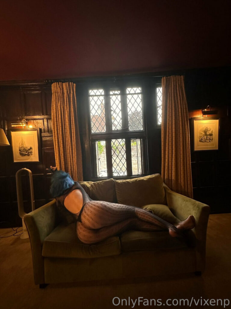 OnlyFans – Vixenp – Nude
