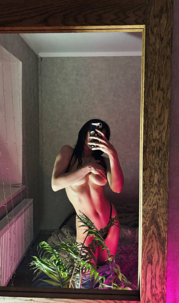 Instagram – Boosty – wkshiza / wksadness / Alina Amari – Nude