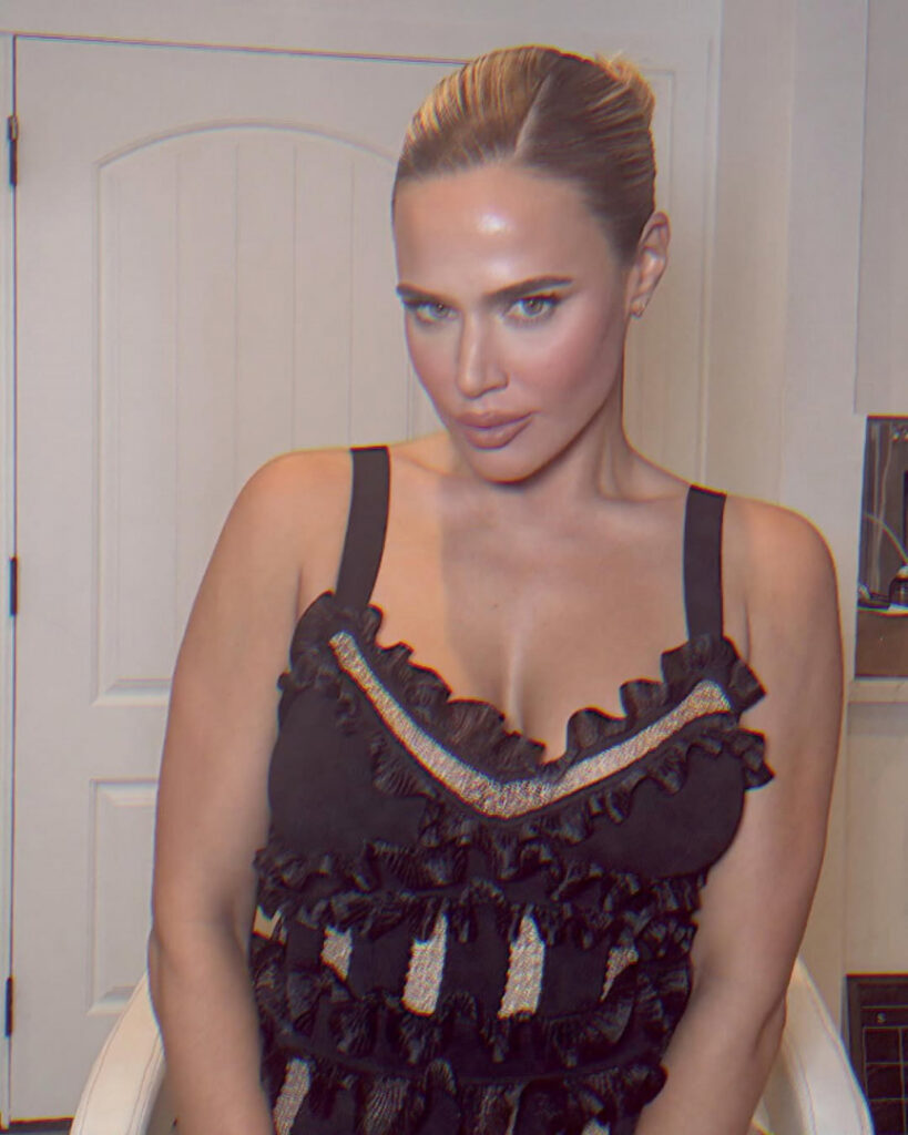 Celeb – WWE Lana / CJ Perry – Nude