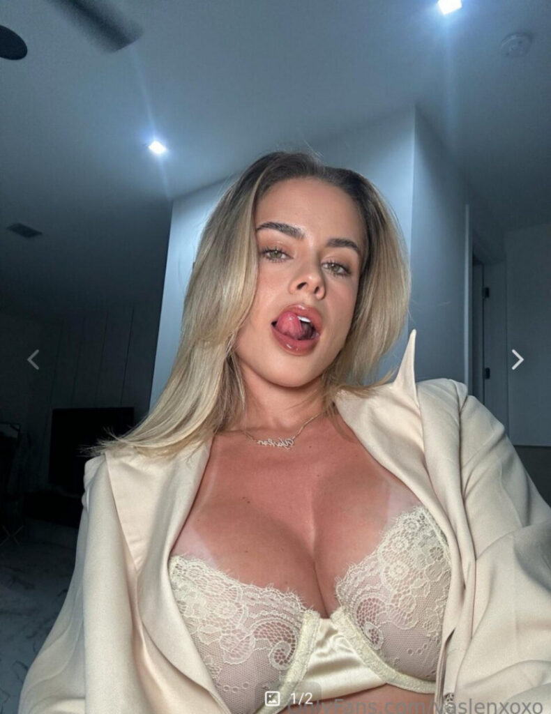 OnlyFans – Instagram – Yaslen Clemente – Nude