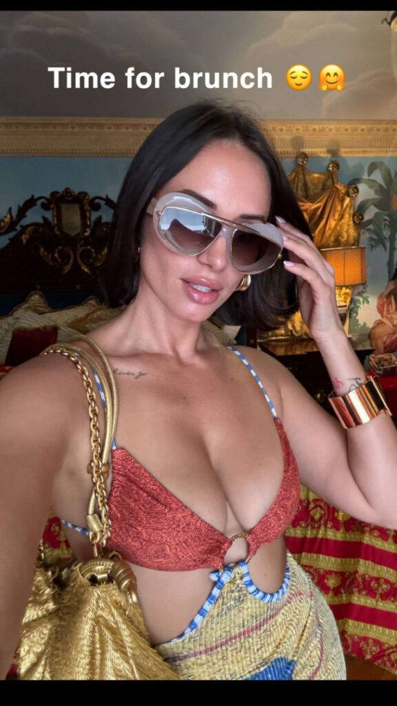 OnlyFans – Instagram – Yesjulz – Nude