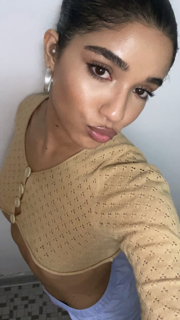 Instagram – Latina – Yovanna Ventura yoventura – Nude