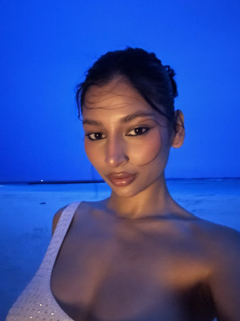 TikTok – Instagram – Zaina Sarah / zaina.sarah / zainaontoast – Nude