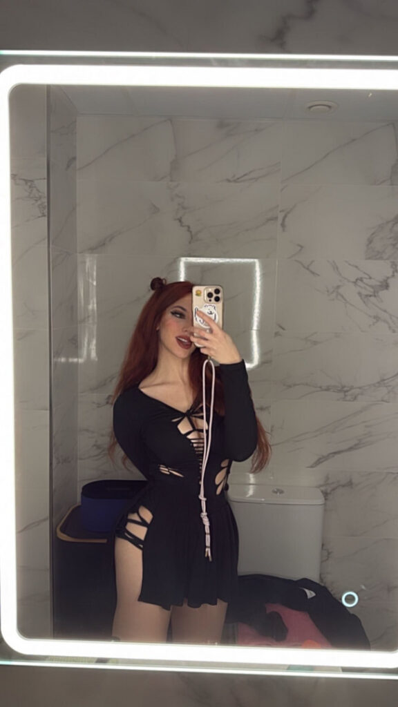 Twitch – Zeling/Alicia/Zeiing – Nude