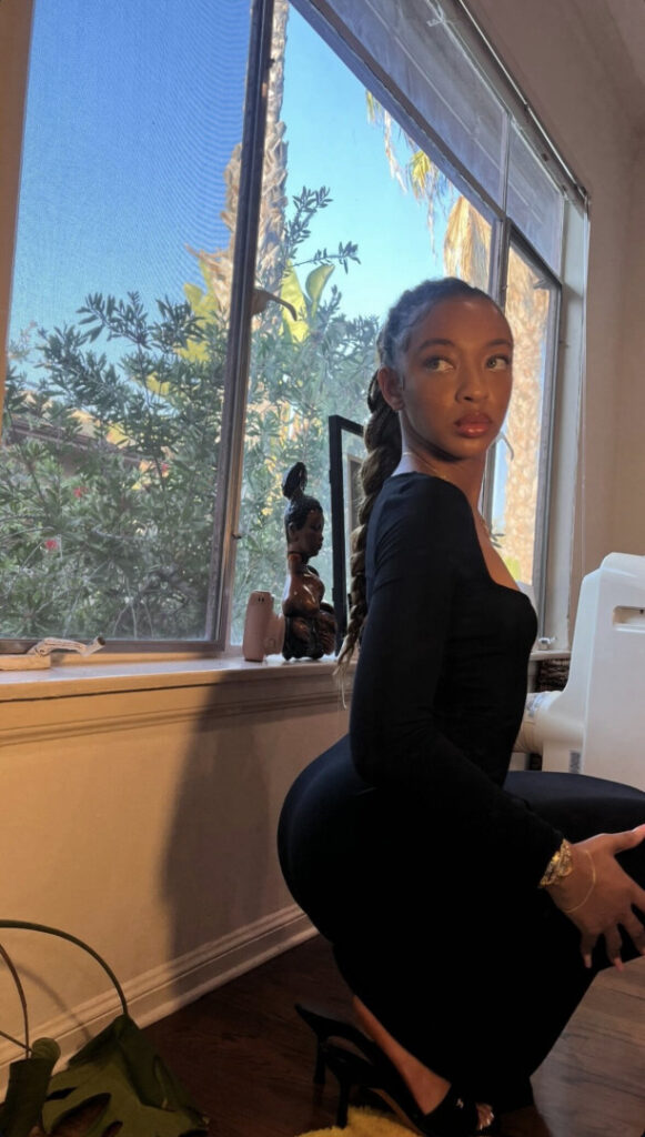 Celeb – Zolee Griggs – Nude Leaks