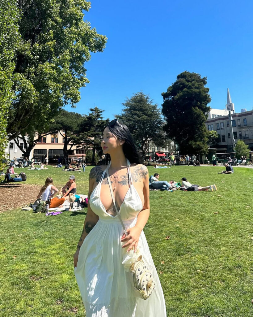 Asian – Korean – 171jun1999 | bighip2062 – Nude