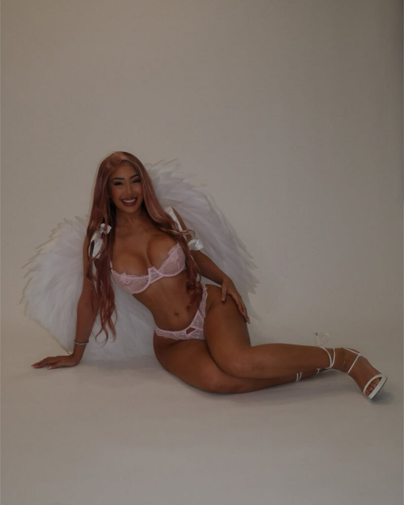 Instagram – T H I C C – 7oh7p – Nude