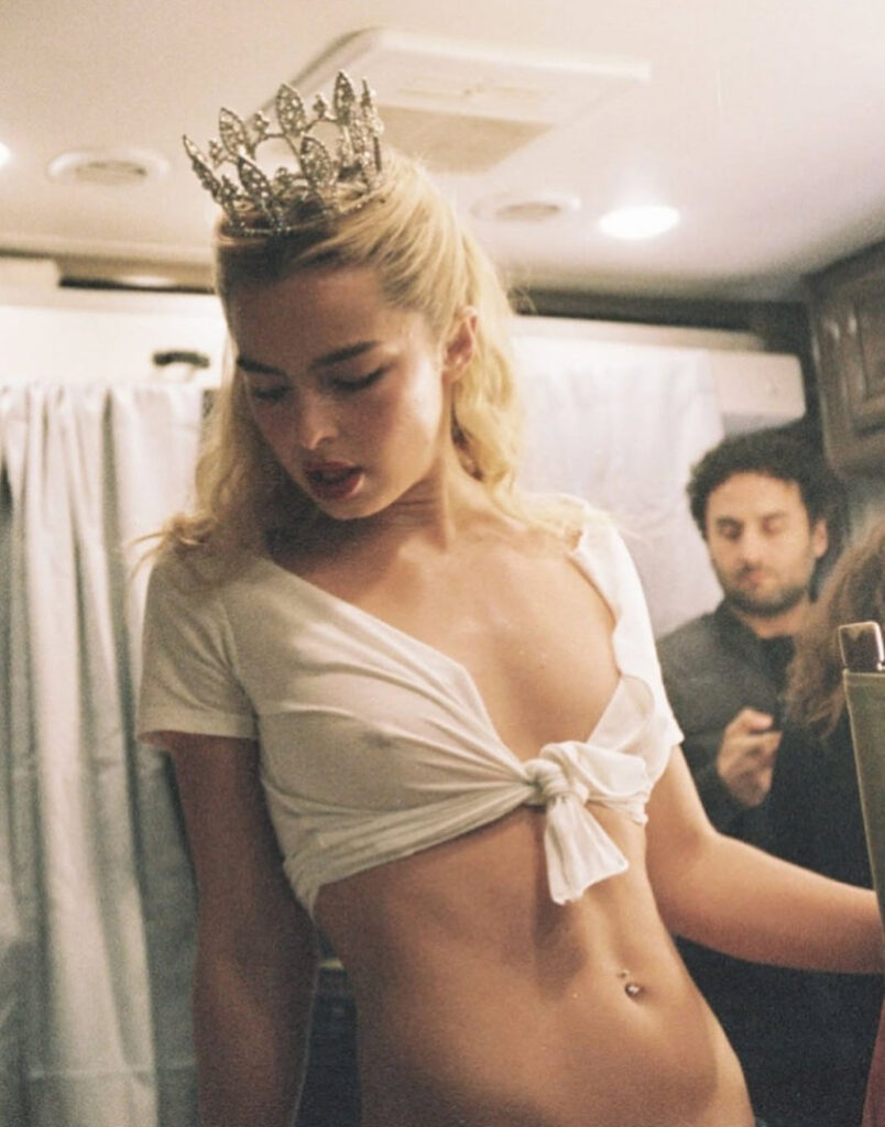 TikTok – Instagram – ⠀X⠀ – Addison Rae – Nude Leaks