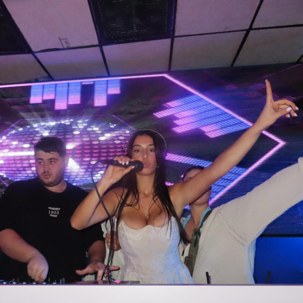 TikTok – Instagram – agam.tamam | Agam Tamam – Nude