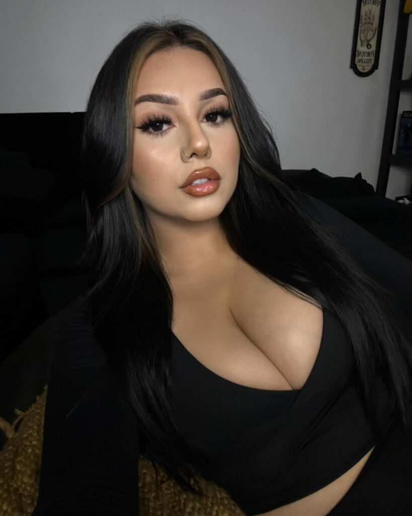 Instagram – airiamoxo / Lady Vampira – Nude Leaks