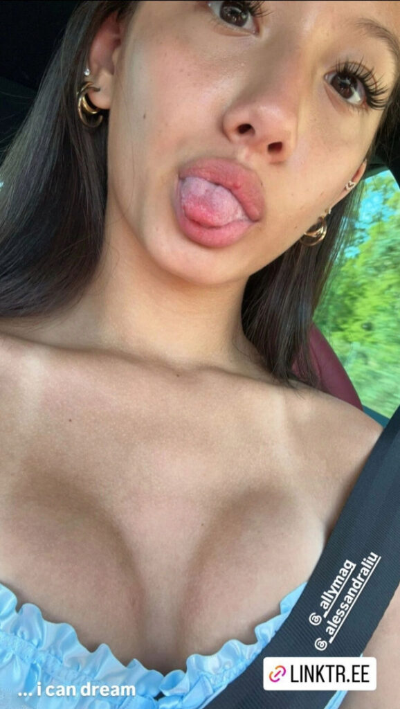 Instagram – Teen – Alessandra Liu – Nude Leaks