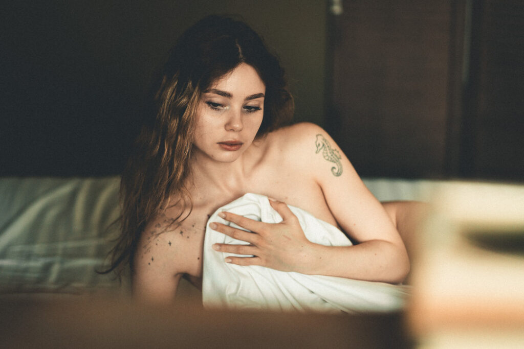 Instagram – Alice Li – Nude