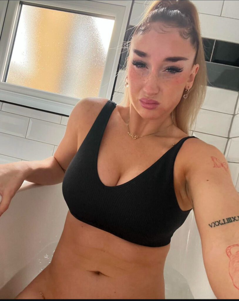 Instagram – Alicia.scholesx – Nude Leaks