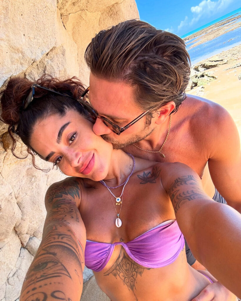 Brazil – Celeb – Aline Riscado – Nude Leaks