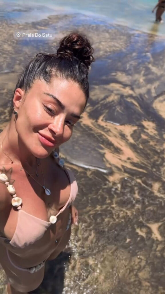 Brazil – Celeb – Aline Riscado – Nude Leaks