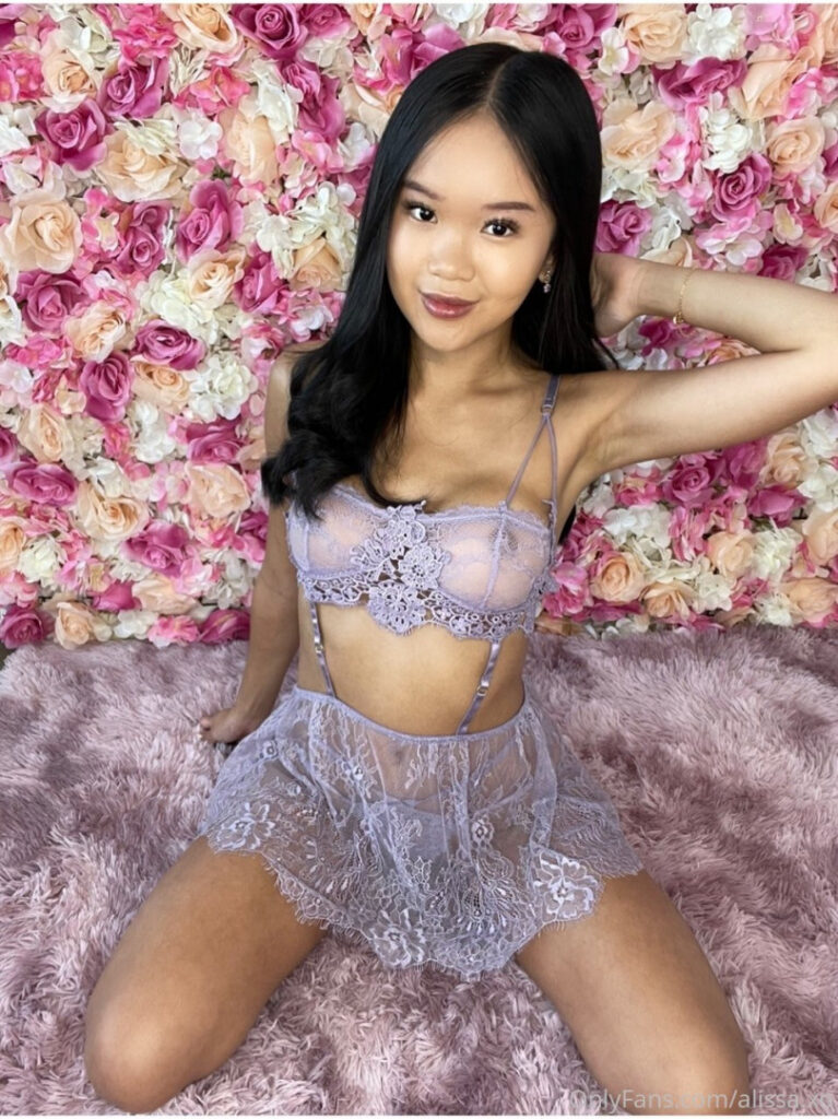 OnlyFans – Petite – Asian – Alissa Yu/ alissa.xo / cutiepiealexx / altheacutiexx – Nude Leaks