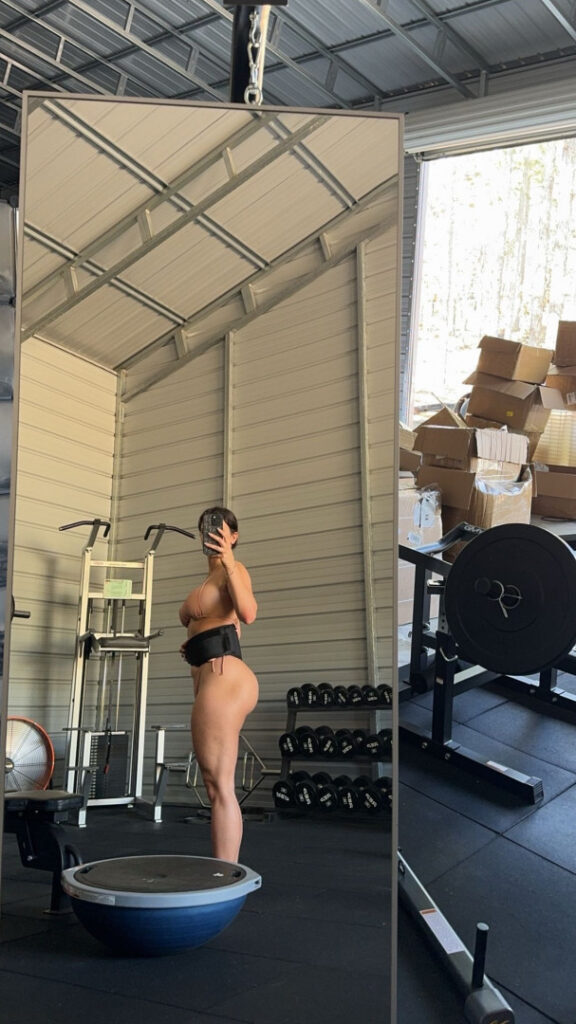 Instagram – Allure By Ana – Nude