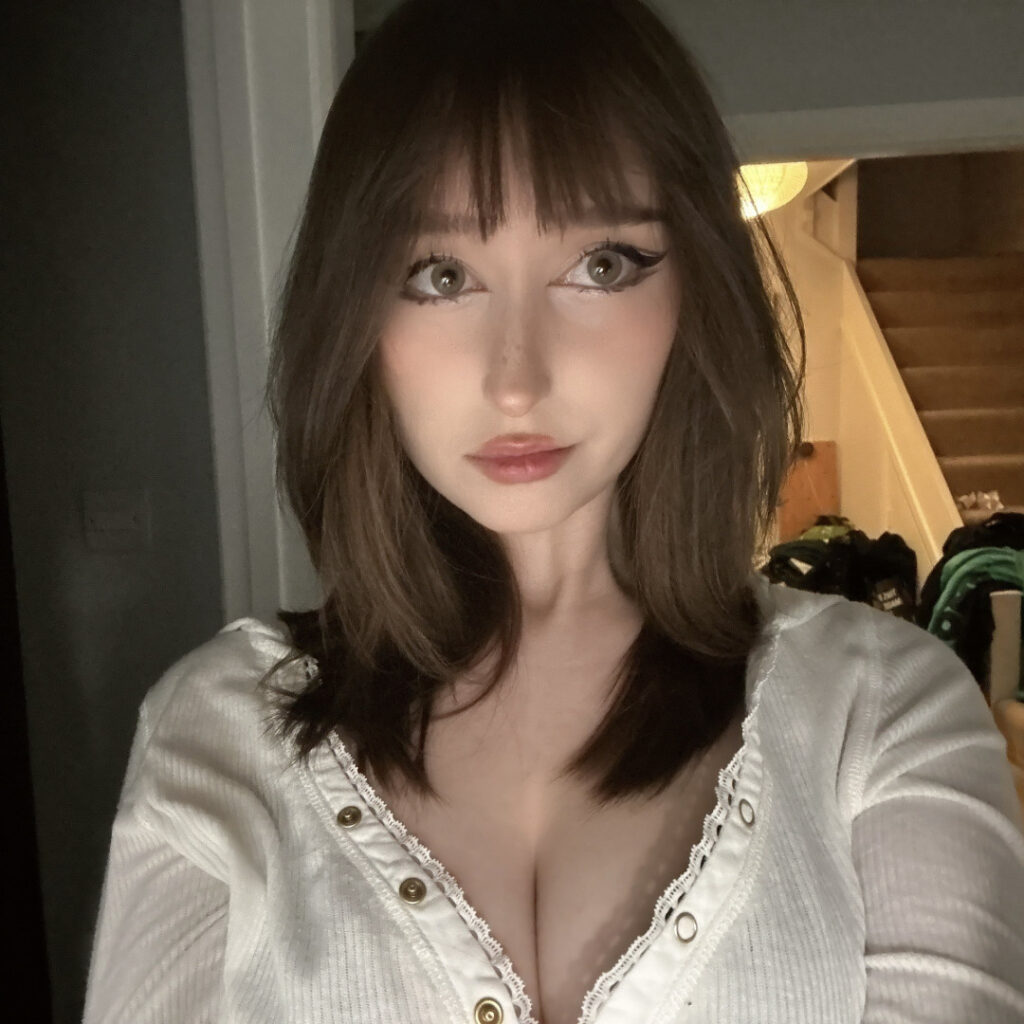 Twitch – Allykitti / crywink_ – Nude