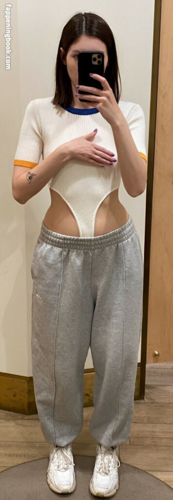 Youtube – Aloona /Alona Larionova – Nude Leaks