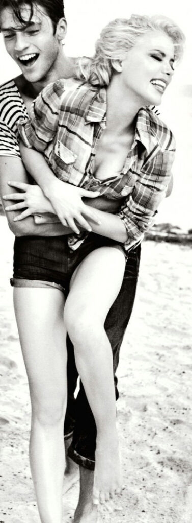 Celeb – Amber Heard – Nude