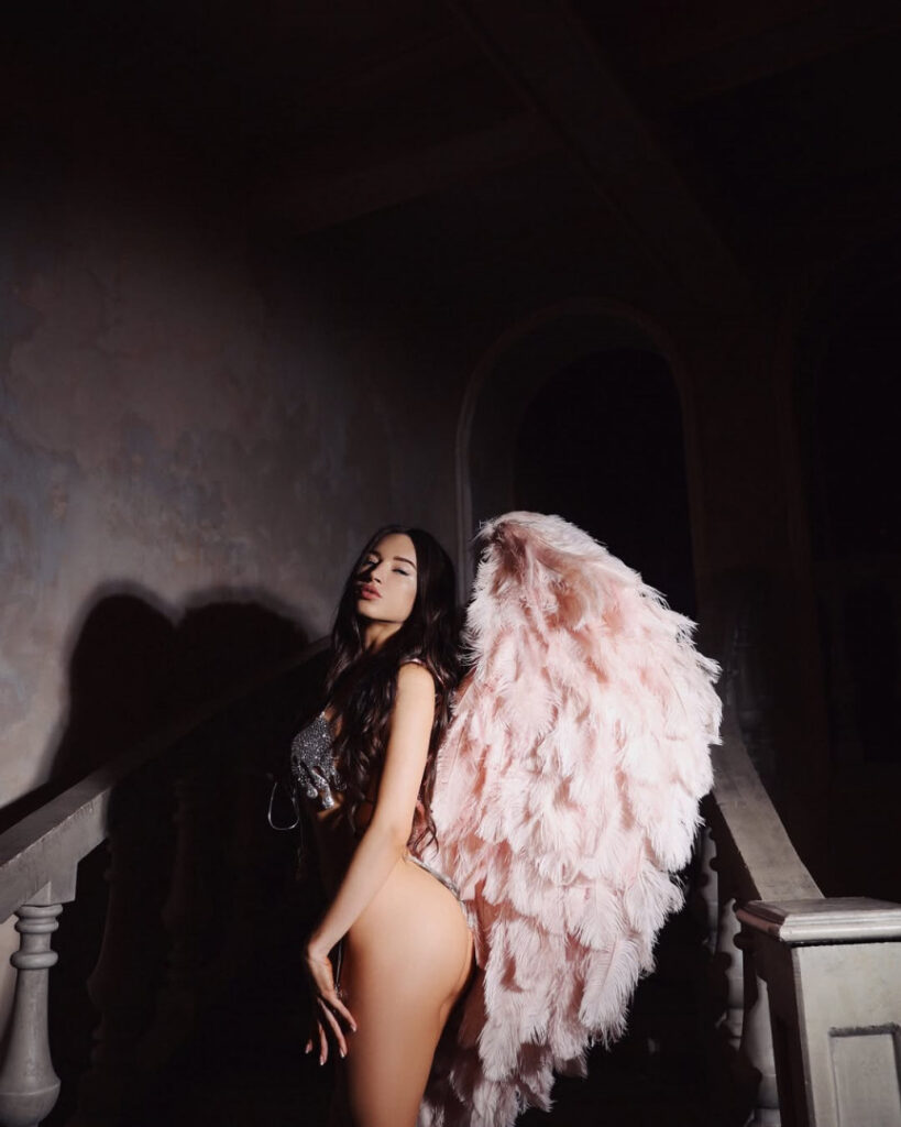 Instagram – Anastasiia aka __baby_898 | Ana.steysha._ – Nude