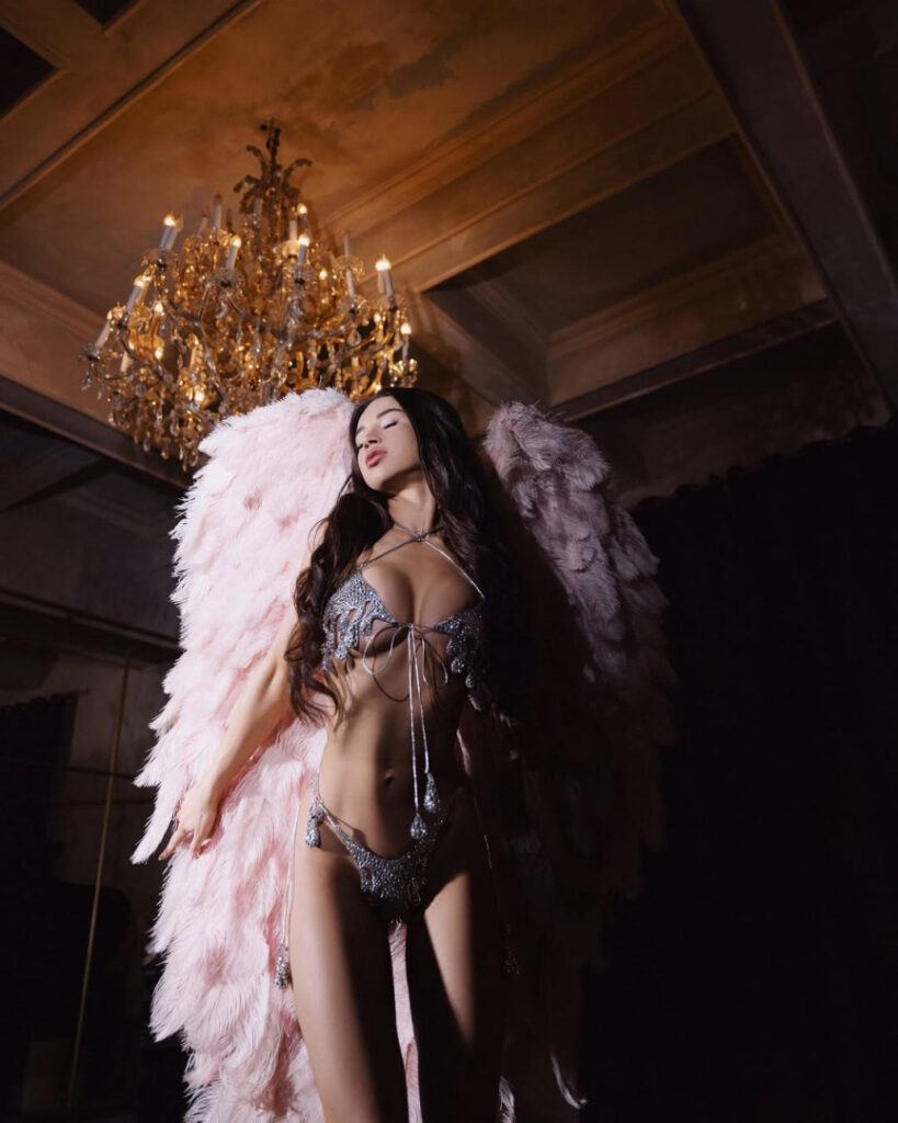 Instagram – Anastasiia aka __baby_898 | Ana.steysha._ – Nude