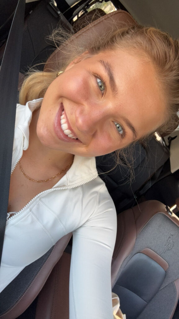 TikTok – Aniela Leon – Nude