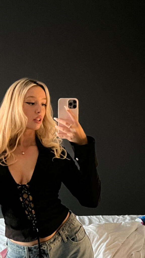 Instagram – Anisimova Anastasia / anisimovaanastasia – Nude Leaks