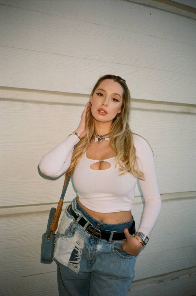 Instagram – Anisimova Anastasia / anisimovaanastasia – Nude Leaks