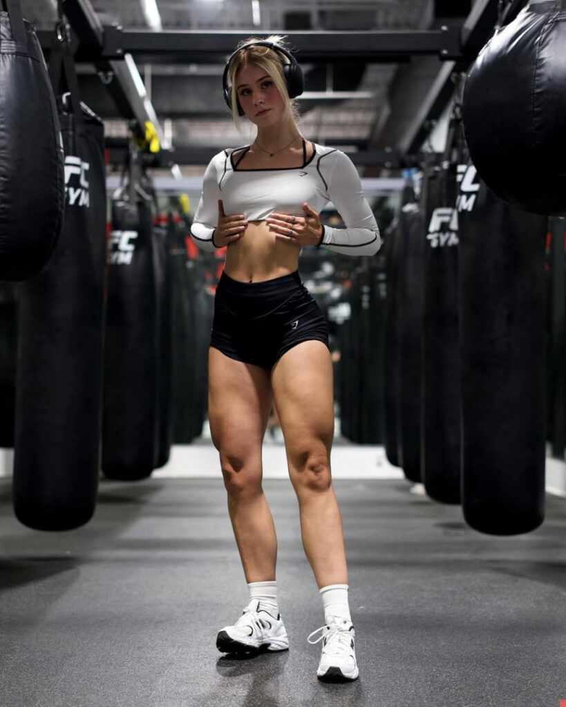 TikTok – Annabel Lucinda – Nude