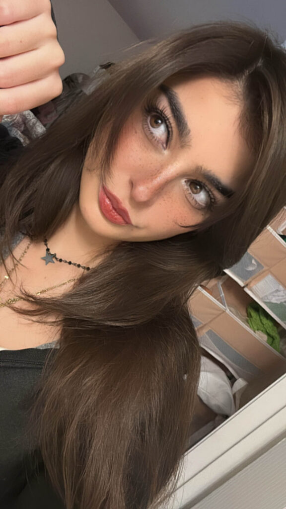 Twitch – Petite – ARUUU – Nude