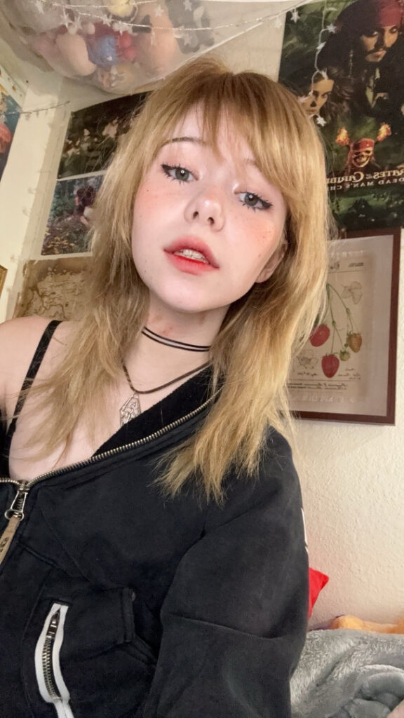 TikTok – Cosplay – ashisbees – Nude