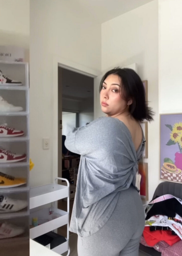 ASMR – Youtube – ASMR JADE – Nude Leaks