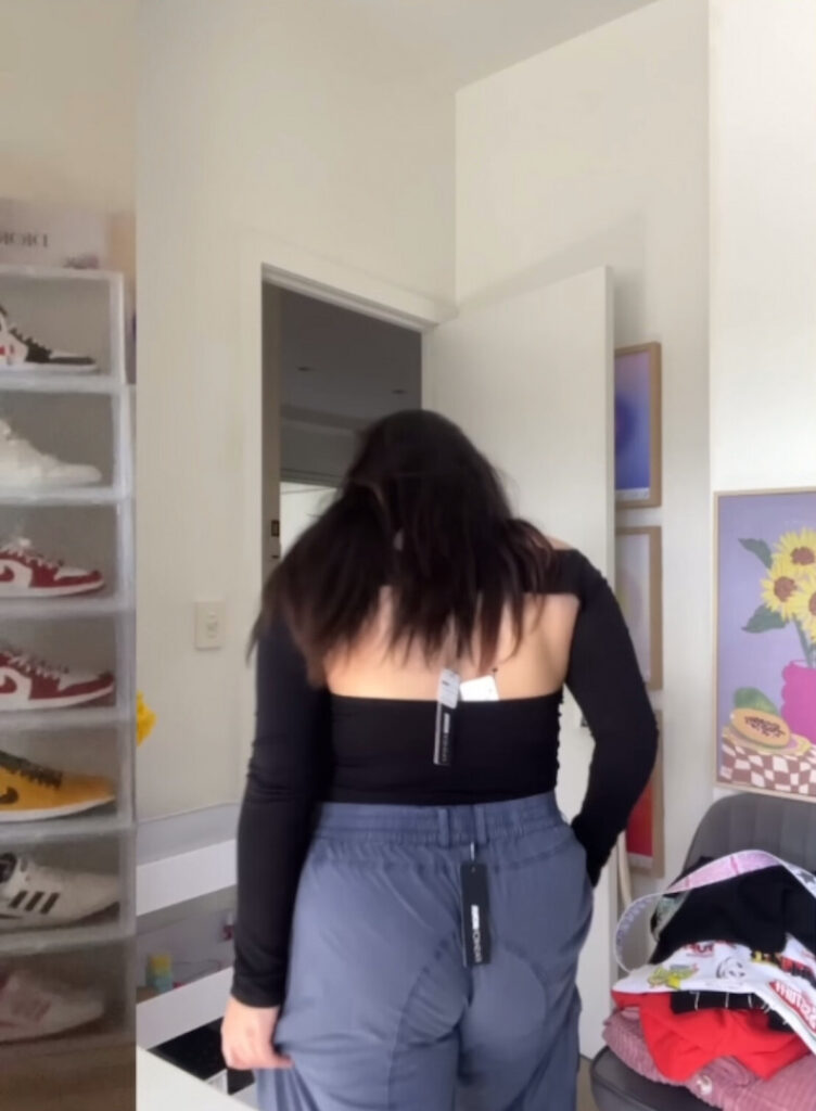 ASMR – Youtube – ASMR JADE – Nude Leaks