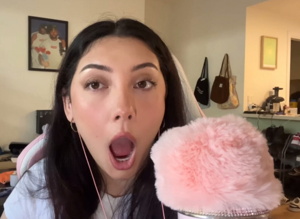 ASMR – Youtube – ASMR JADE – Nude Leaks