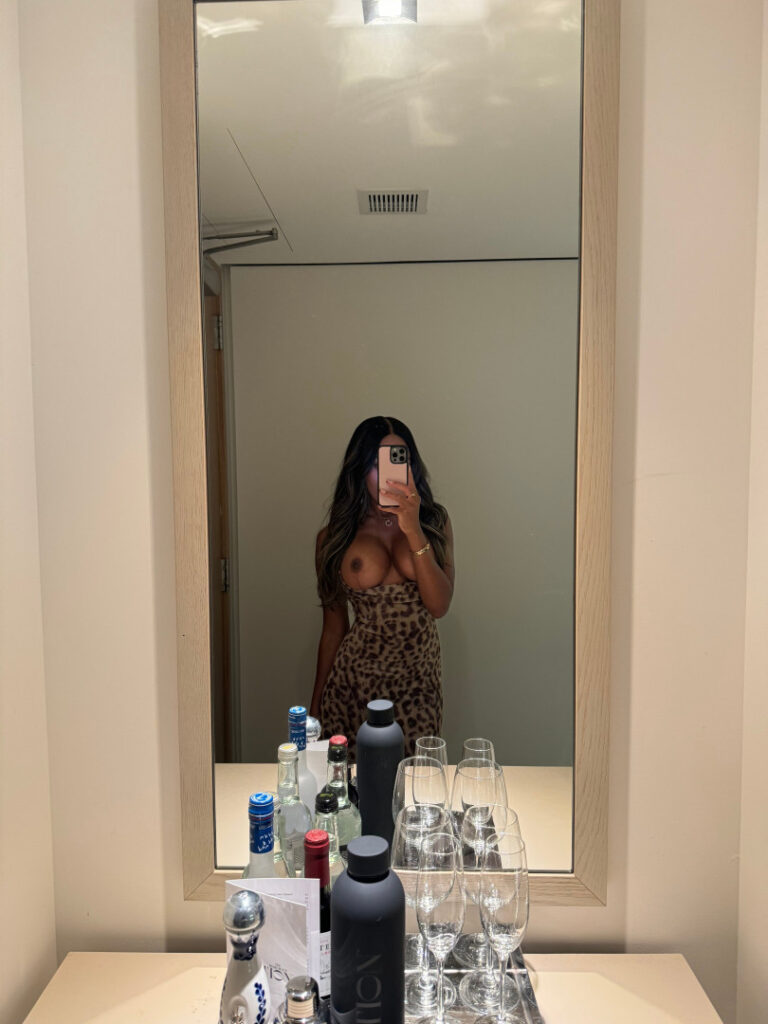 OnlyFans – Ebony – Aubree Rene – Nude