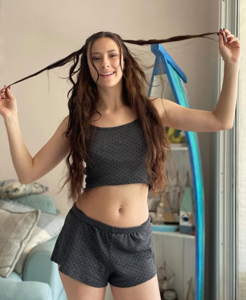 TikTok – Instagram – Teen – Avaryana Rose – Nude