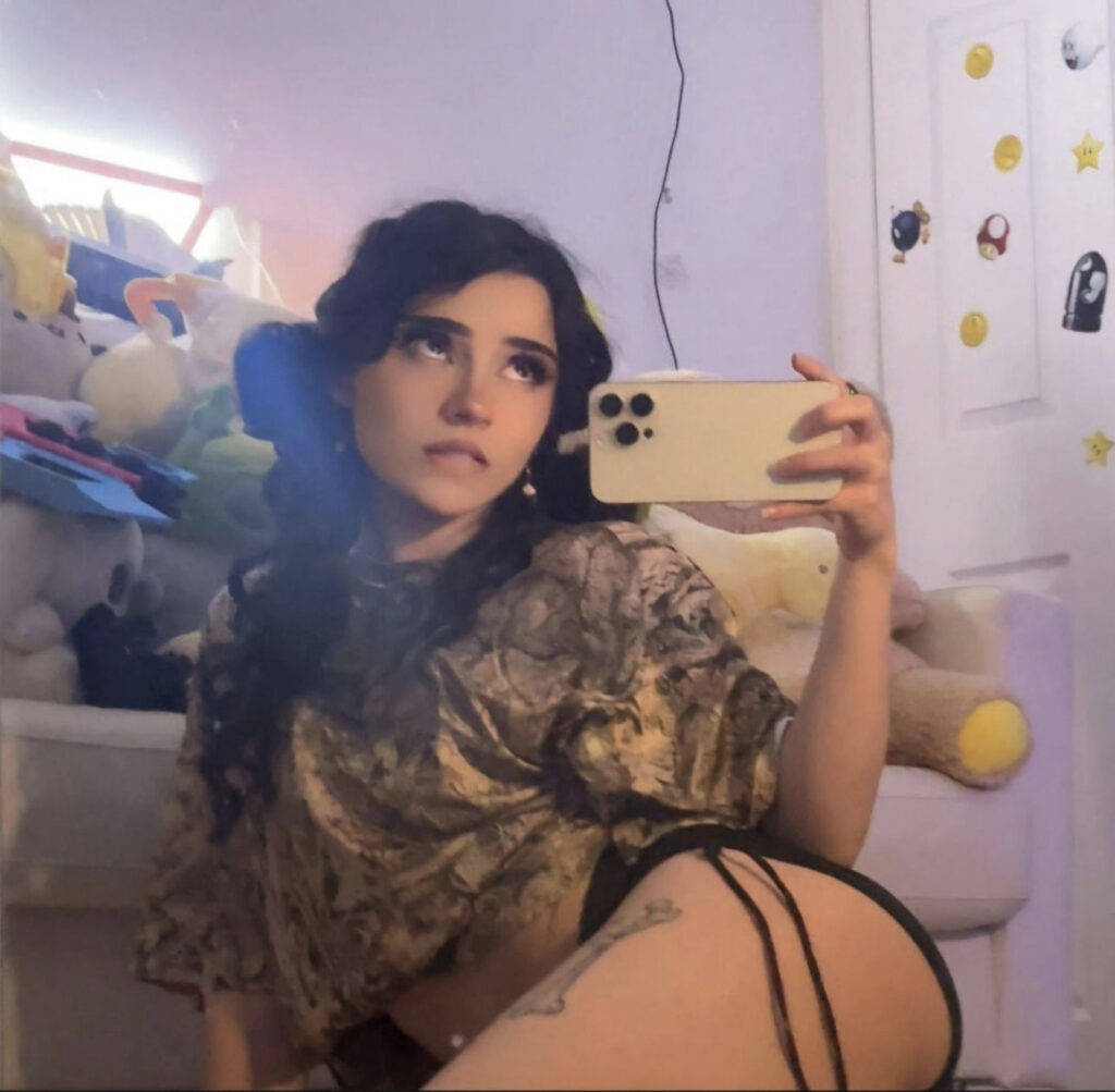Patreon – Twitch – Avivasofia Oxythoughtin misopacketbae – Nude