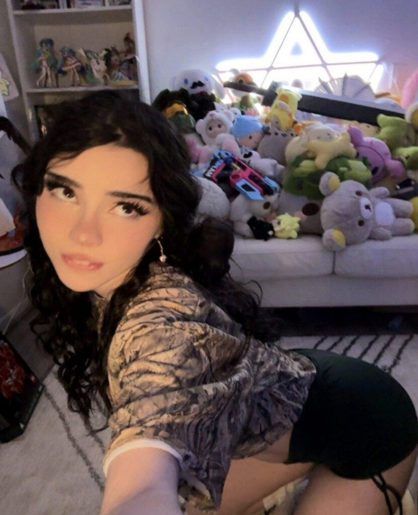 Patreon – Twitch – Avivasofia Oxythoughtin misopacketbae – Nude