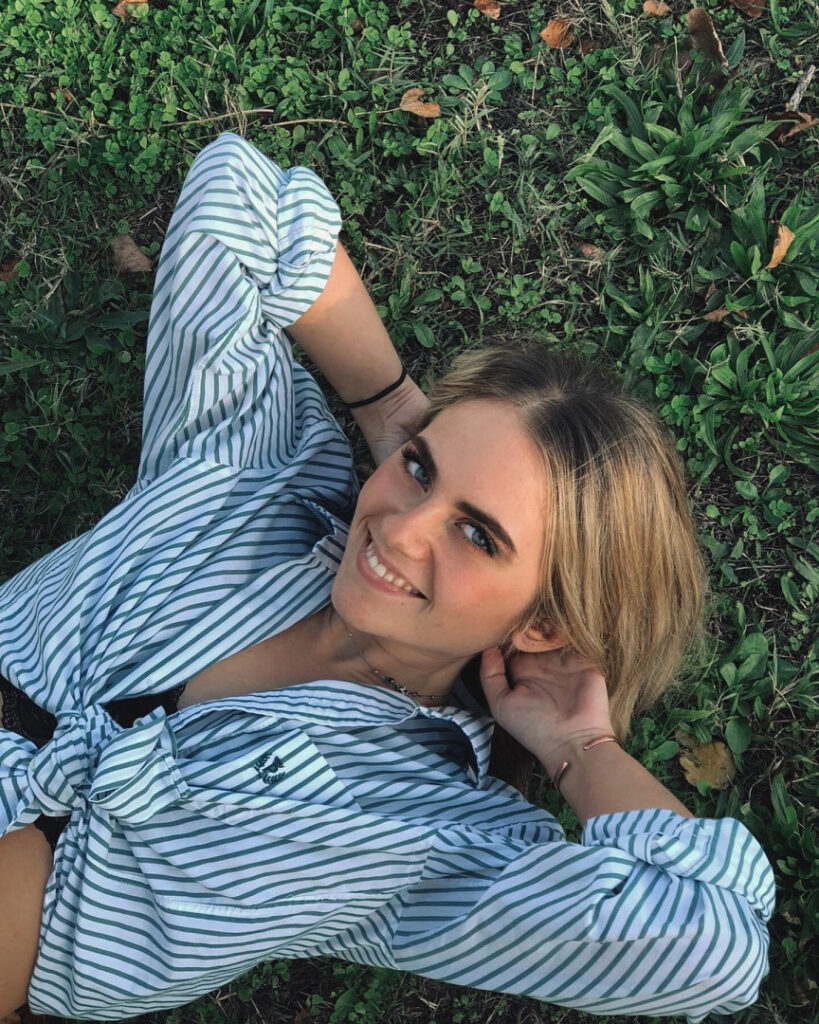 TikTok – Petite – Teen – Axelle Maga – Nude