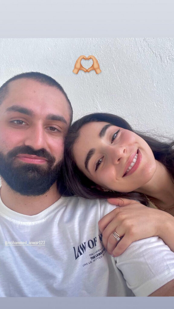 Twitch – Instagram – T H I C C – ayaat / ayaattt – hall of tech girl – Nude