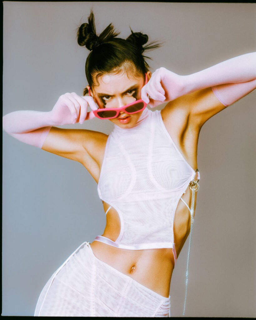 TikTok – Petite – beca michie – Nude