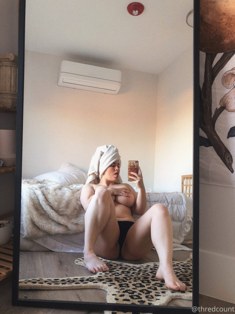 OnlyFans – T H I C C – Asian – Beebinch Thredcount M4STIFF – Nude