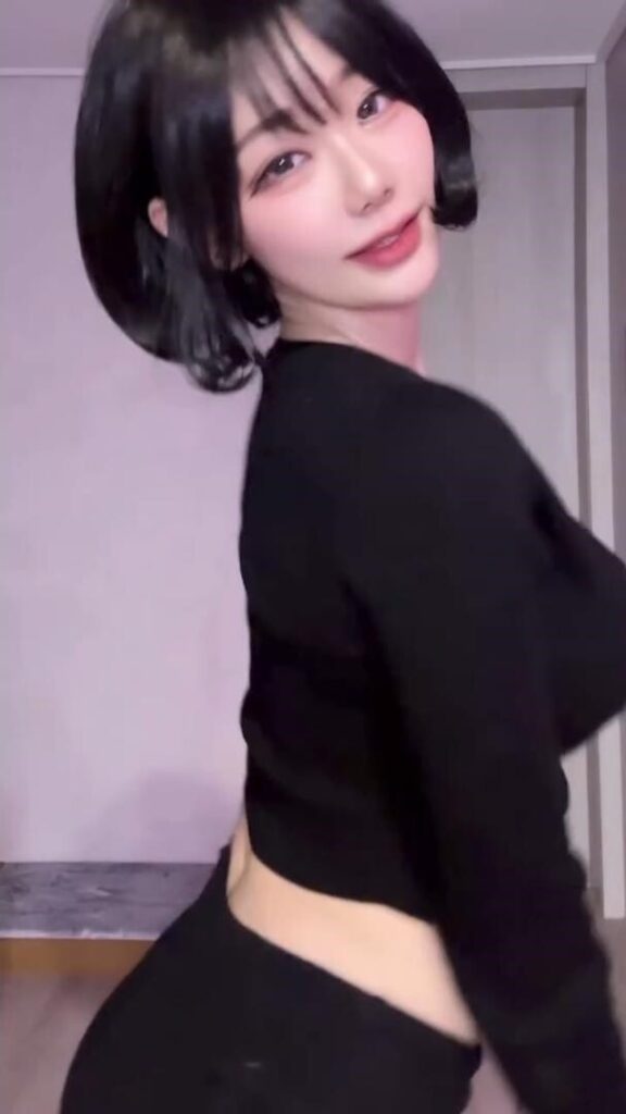 Twitch – Asian – Berry –  빛베리 – Nude Leaks