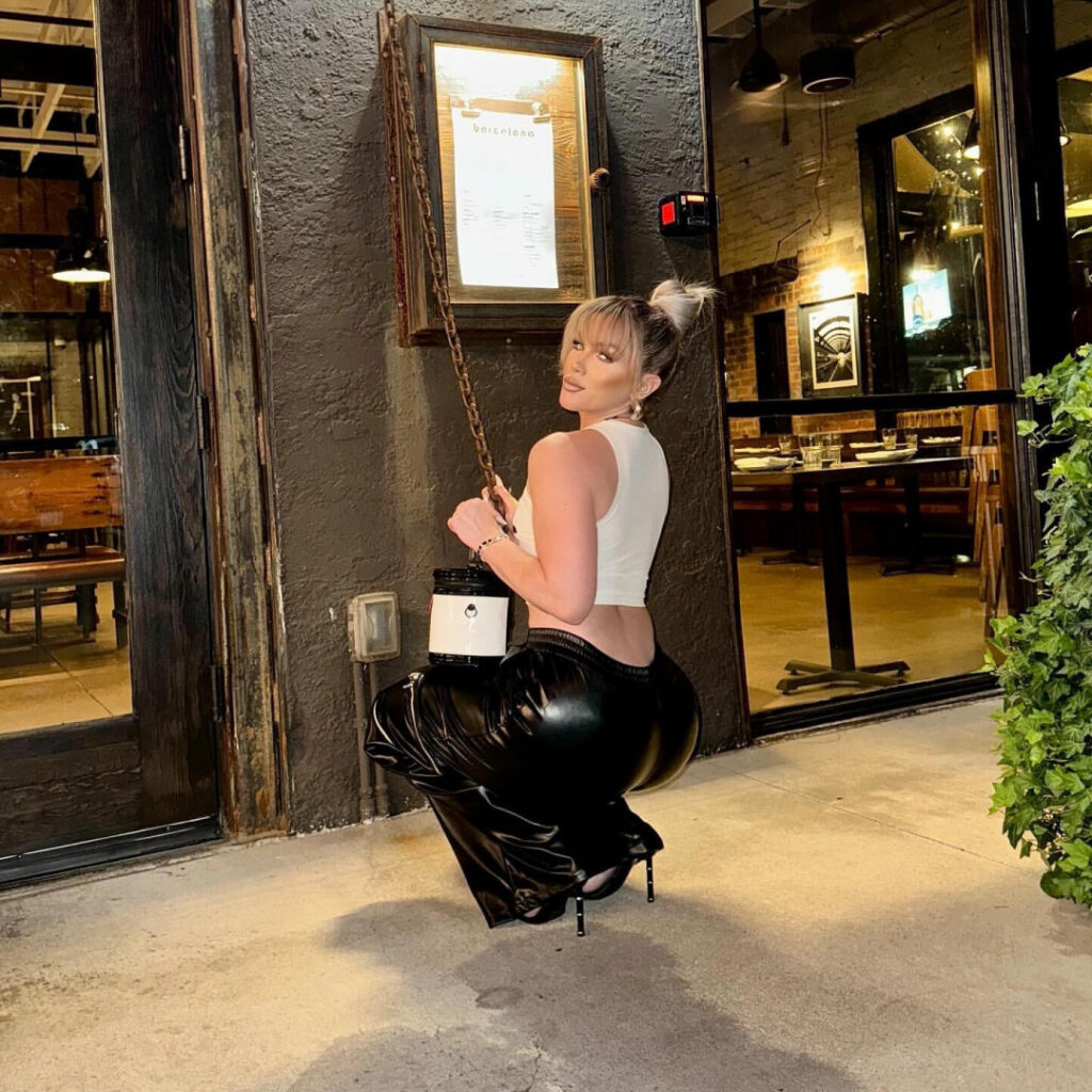 Instagram – MILF – bfitntrain – Nude Leaks